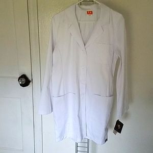 Lab scrubs ICU by Barco